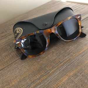 Ray-Ban Original Wayfarer Fleck Sunglasses